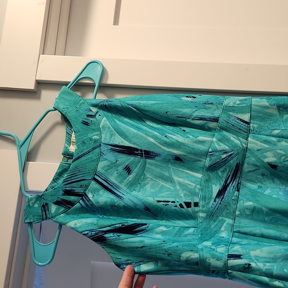 Women's dress
